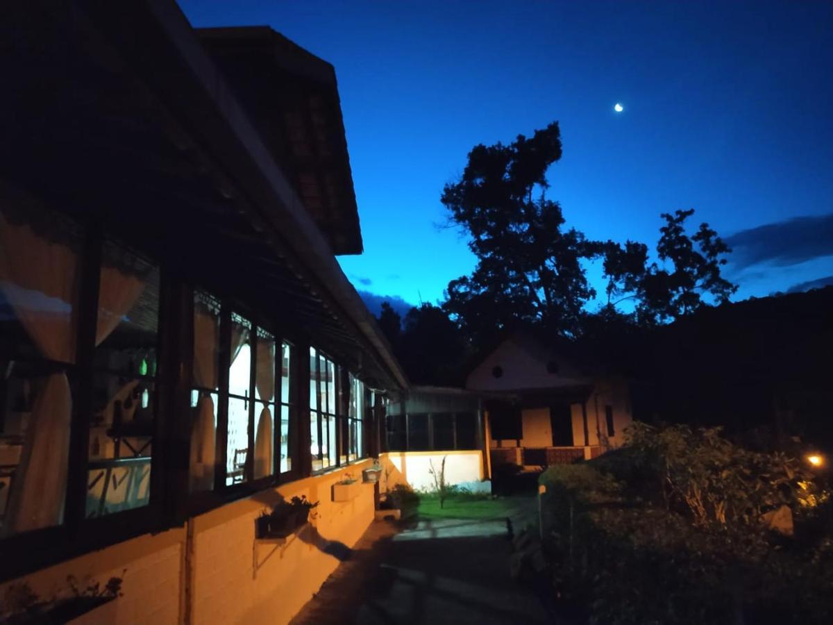 Pousada Taverna Do Golf Teresopolis Ngoại thất bức ảnh